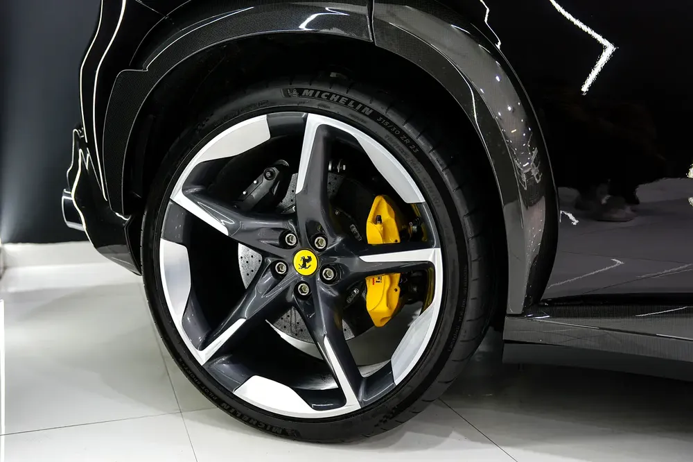 2023 Ferrari Purosangue, Full Carbon Fiber Package, Dealer Warranty + Service!! - Image 20