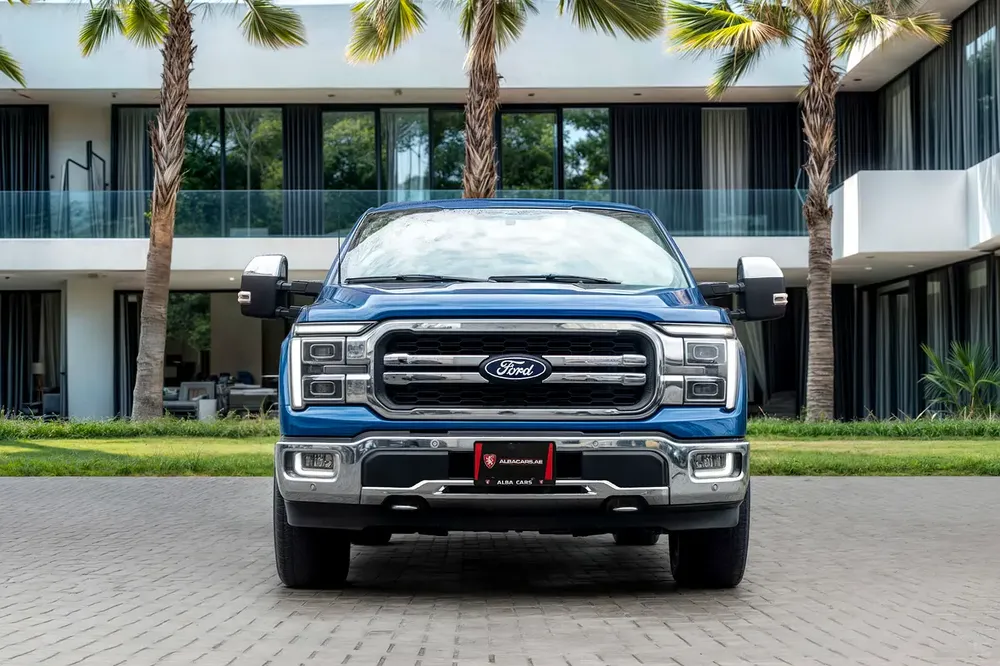 4,211 P.M |  F-150 Lariat Crew Cab 3.5L | 0% Downpayment | 2030 FORD WARRANTY! - Image 4