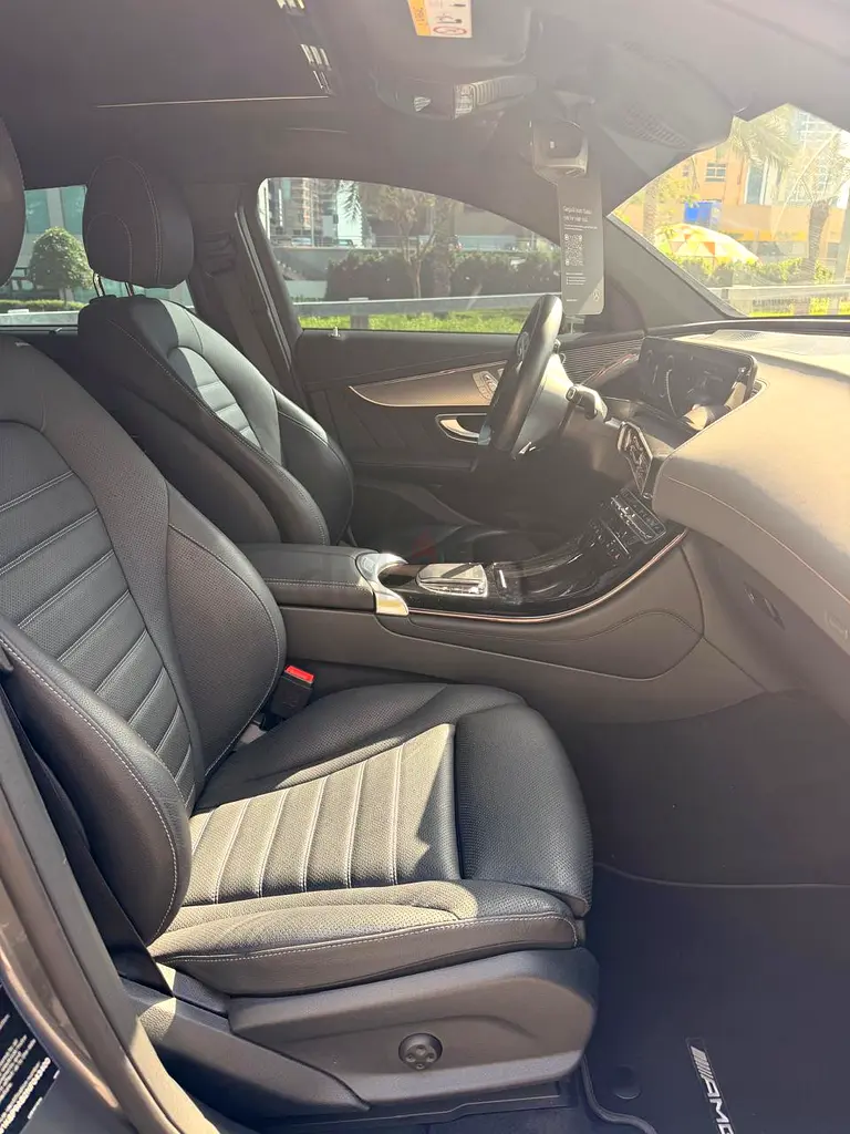 2022 Mercedes-Benz EQC 400 4MATIC | GCC Specs | Low Mileage - Image 7