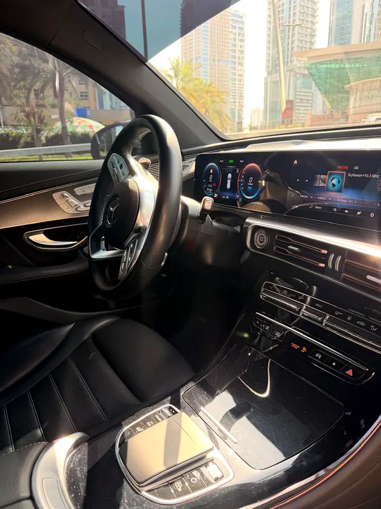 2022 Mercedes-Benz EQC 400 4MATIC | GCC Specs | Low Mileage - Image 9