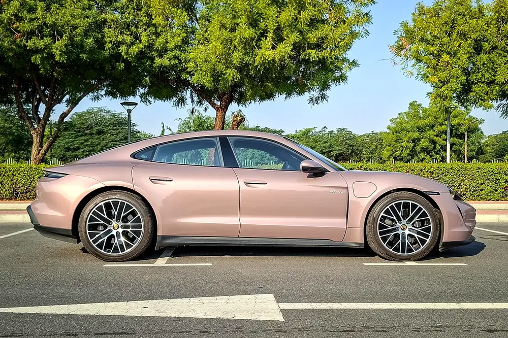 AED 6078/month | 2024 Porsche Taycan  | GCC Specs | Ref#412783 - Image 4