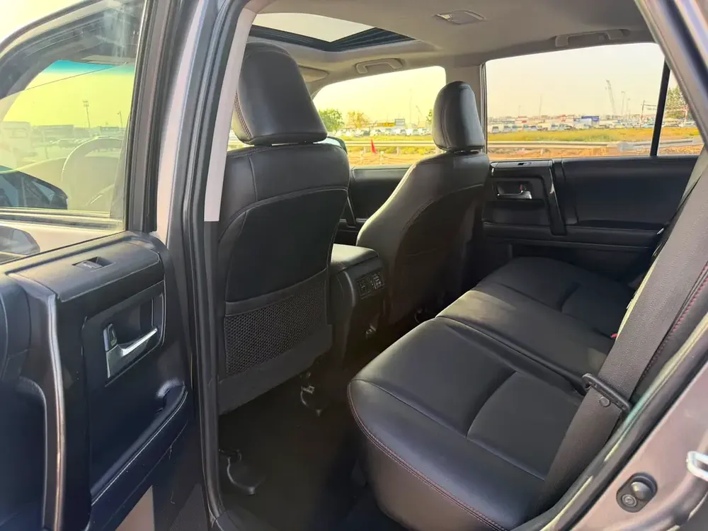 2021 TOYOTA 4RUNNER TRD OFF ROAD 4x4  4.0L  V6 - Diff Lock and Crawl Control - push start - sunroof - Image 16