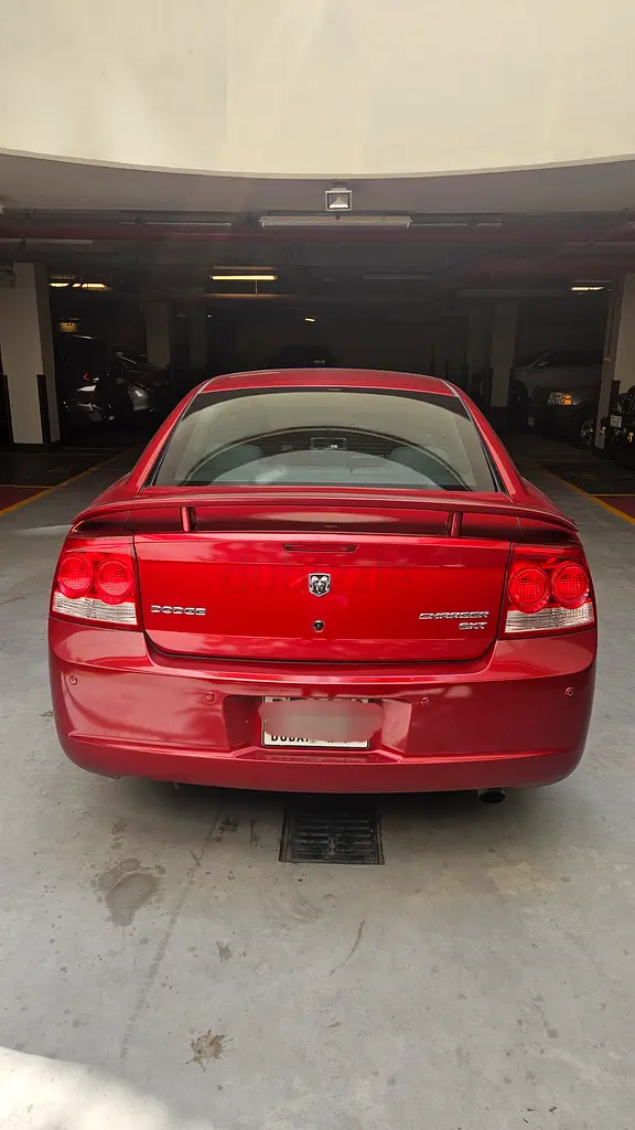 Dodge Charger SXT 2009 GCC Specs - Well Maintained - Image 6
