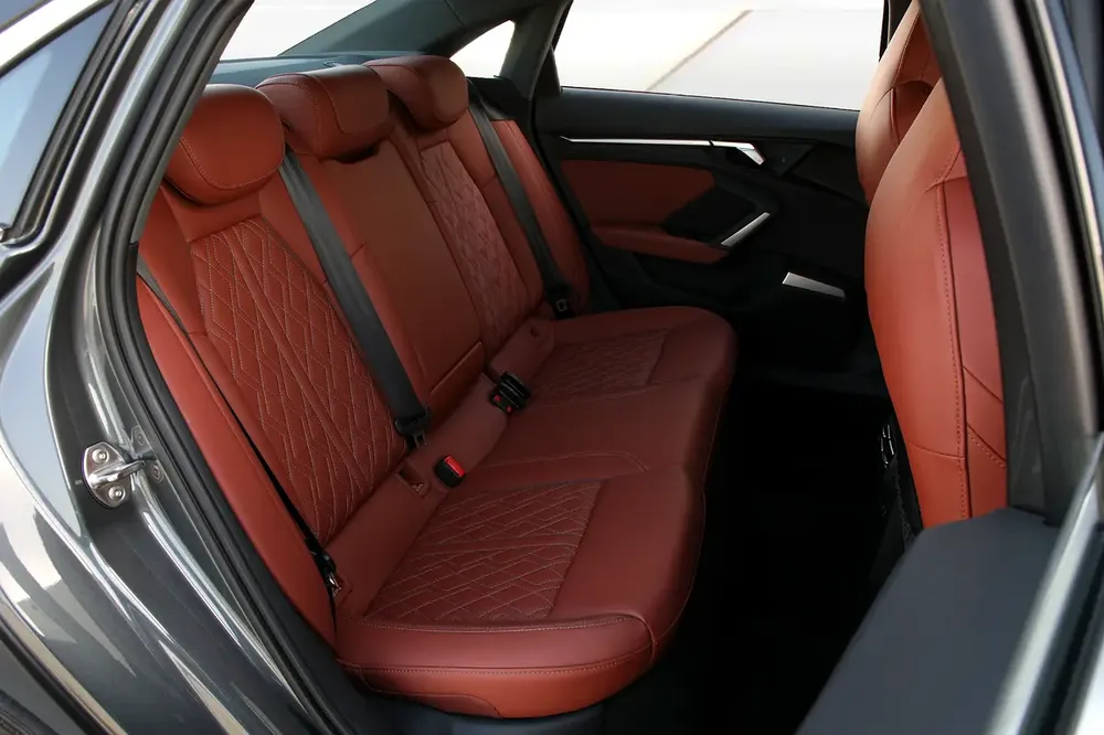 2025 AUDI A3 40 TFSI - FULLY LOADED - LOW MILEAGE - AMAZING CONDITION - Image 19