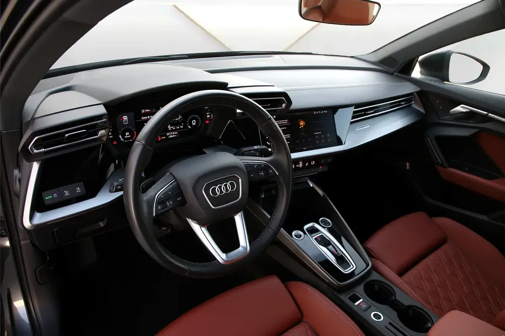 2025 AUDI A3 40 TFSI - FULLY LOADED - LOW MILEAGE - AMAZING CONDITION - Image 8