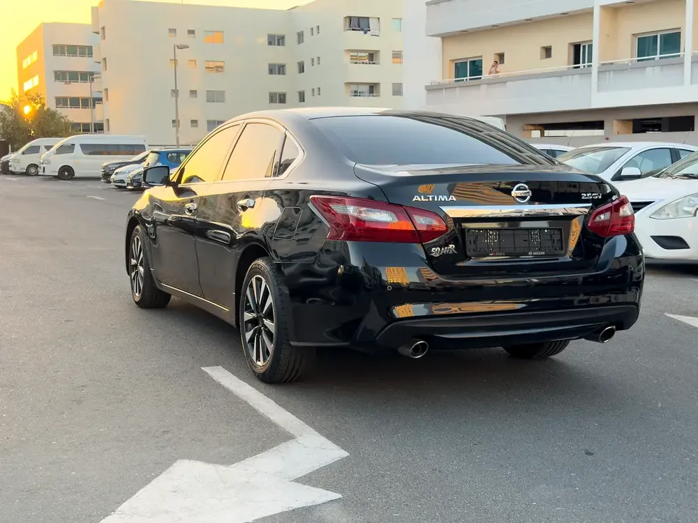 Nissan Altima SV GCC spec 100% bank loan no down payment single owner, accident free - Image 10