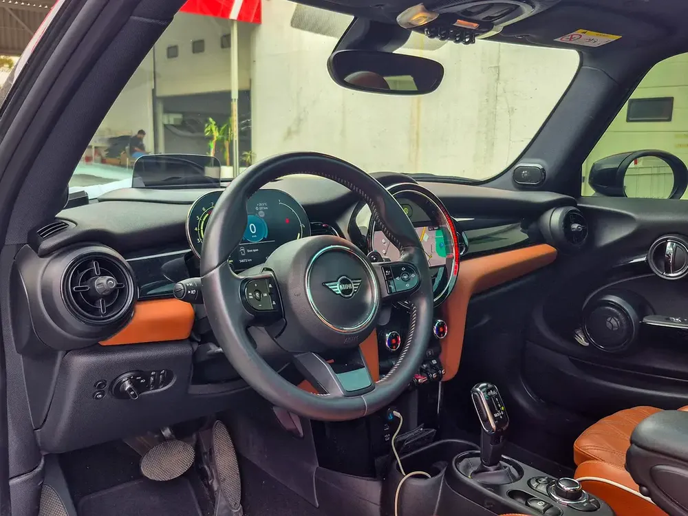 AED 1307/month | 2022 MINI Cooper  | GCC Specs | Ref#421188 - Image 10