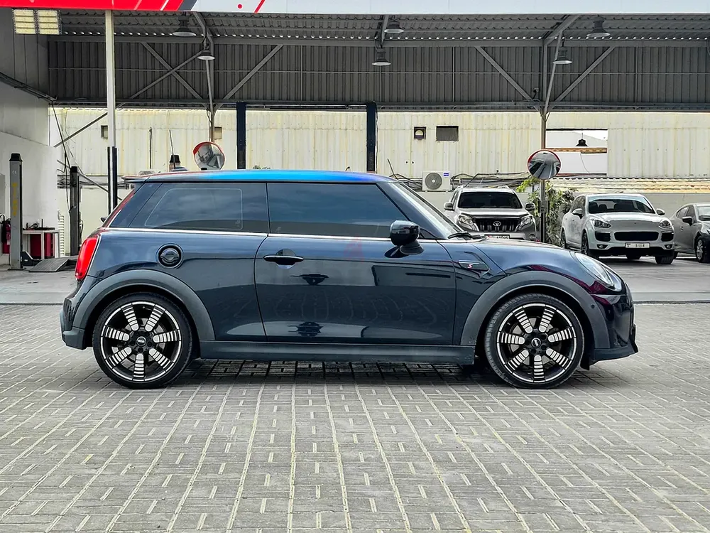AED 1307/month | 2022 MINI Cooper  | GCC Specs | Ref#421188 - Image 4
