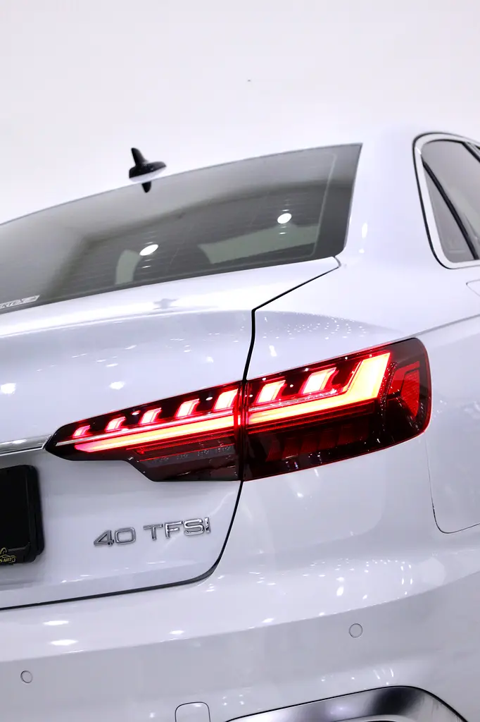 Audi A4 40 TFSI S-line GCC - FULLY LOADED - Image 15
