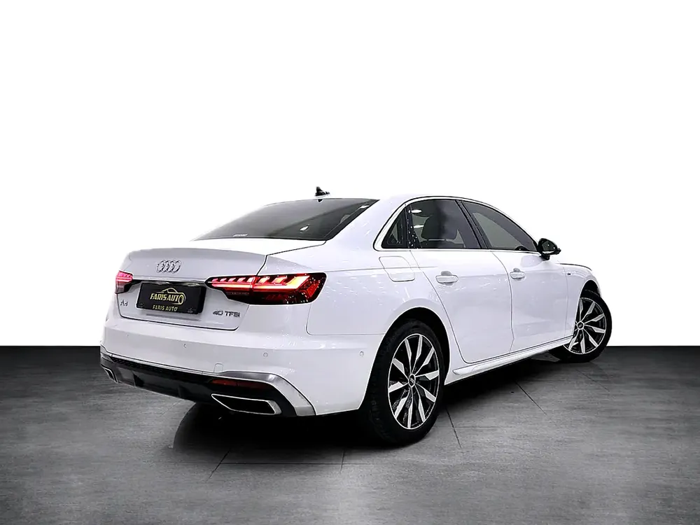 Audi A4 40 TFSI S-line GCC - FULLY LOADED - Image 4