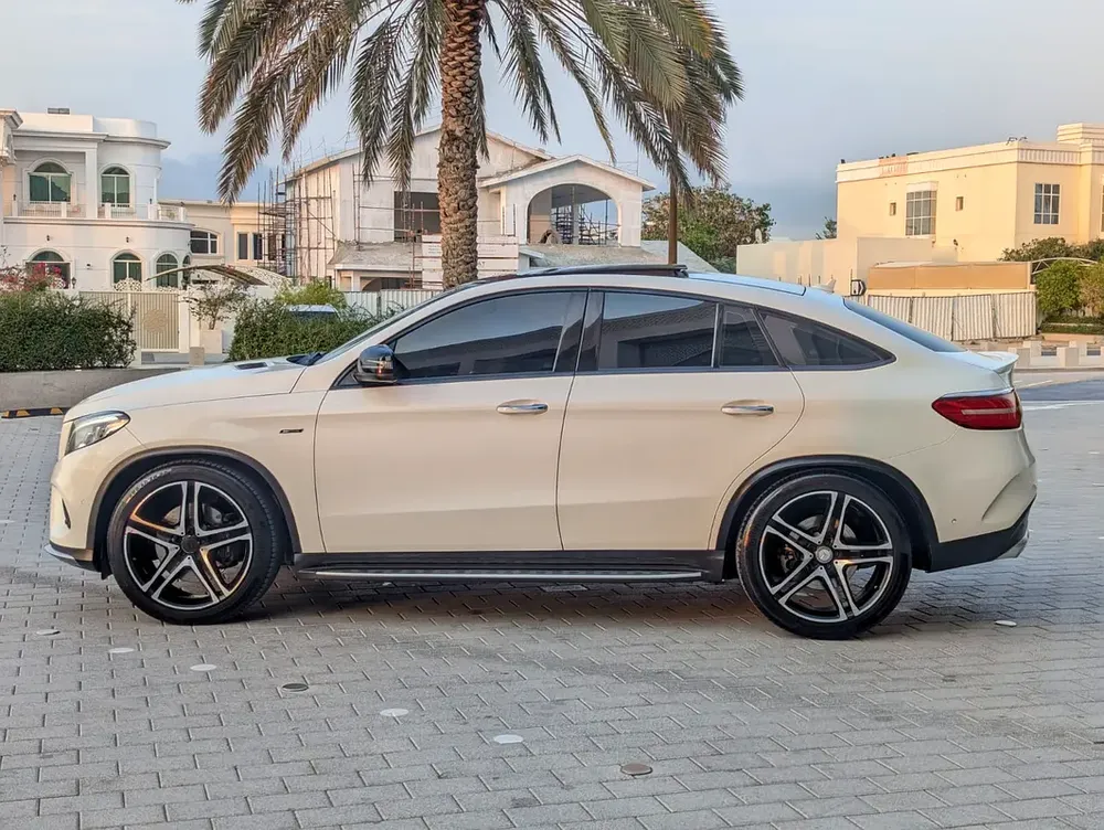 MERCEDES-BENZ 2016 GLE COUPE GLE 43
AMG GCC IN EXCELLENT CONDITION - Image 16