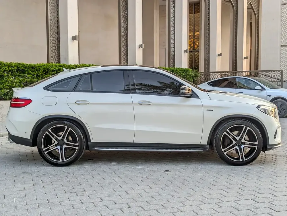 MERCEDES-BENZ 2016 GLE COUPE GLE 43
AMG GCC IN EXCELLENT CONDITION - Image 17