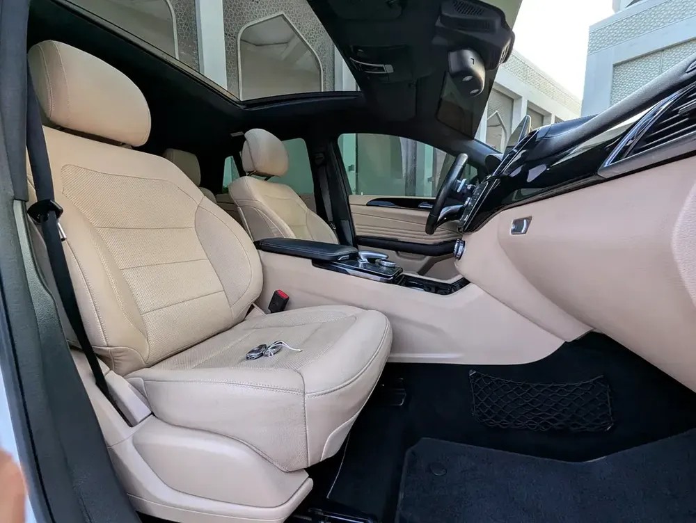 MERCEDES-BENZ 2016 GLE COUPE GLE 43
AMG GCC IN EXCELLENT CONDITION - Image 5