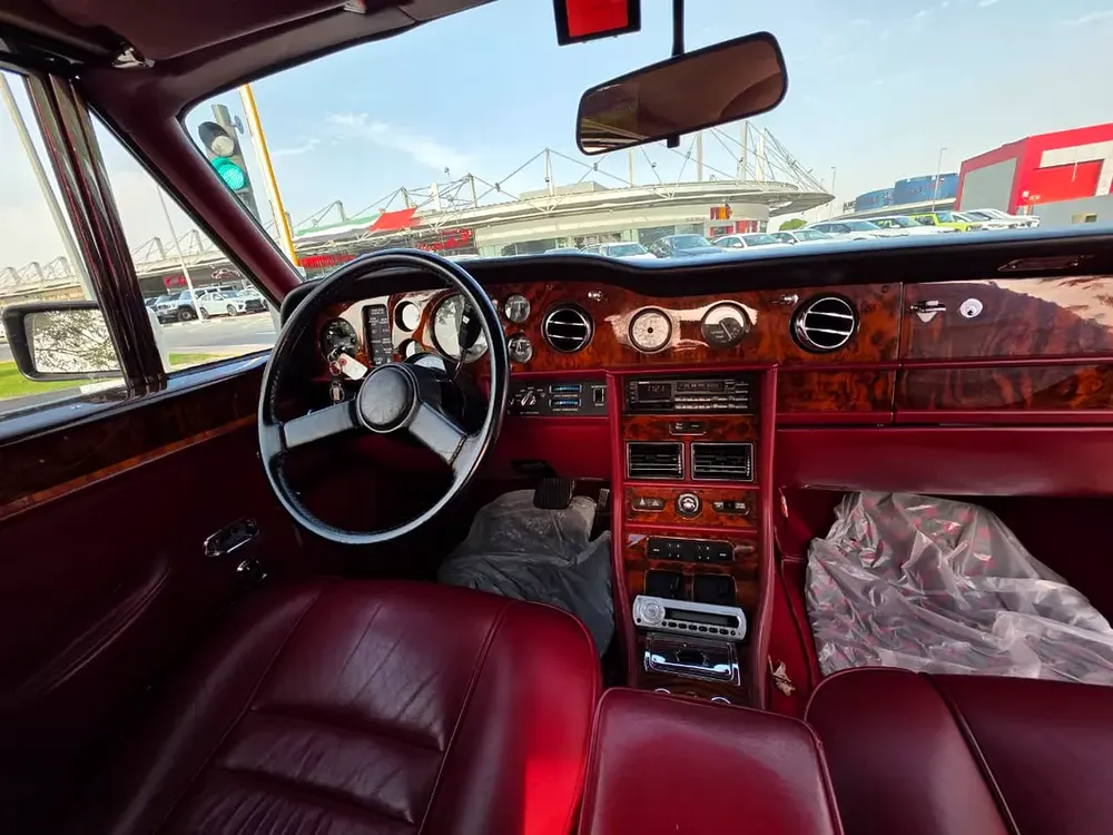 Rolls-Royce Corniche 1989 - Japanese Specs - Classic Luxury - Image 16