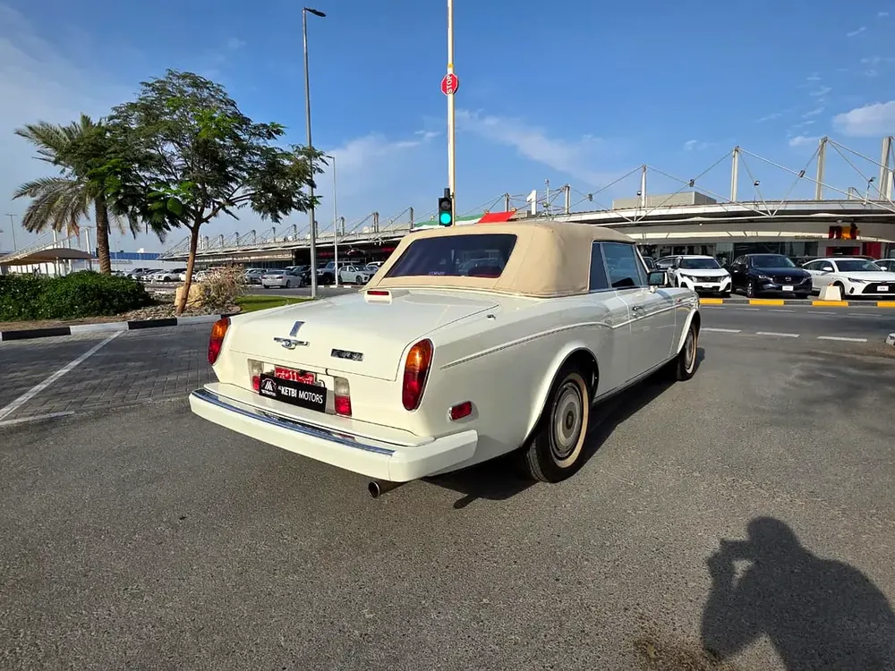 Rolls-Royce Corniche 1989 - Japanese Specs - Classic Luxury - Image 7