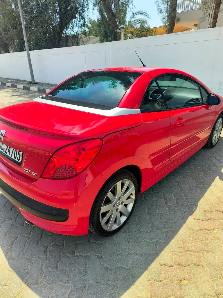 Car - Image 10