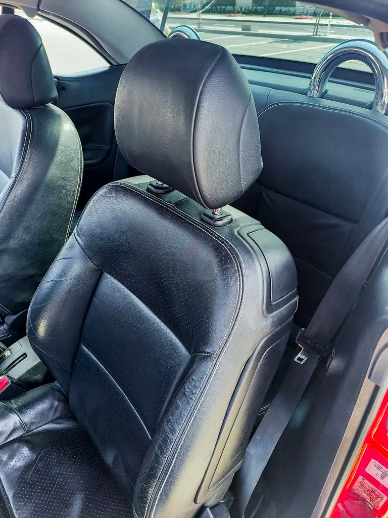 Car - Image 13