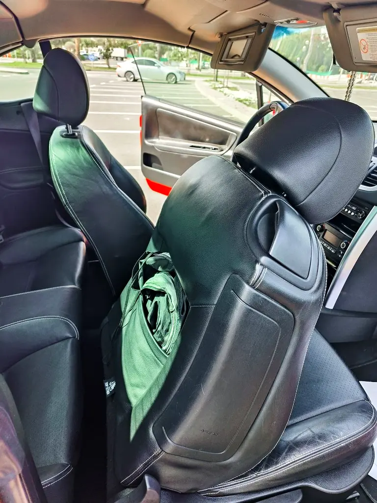Car - Image 15