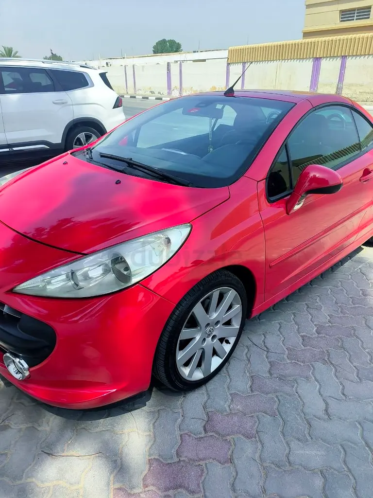 Car - Image 4
