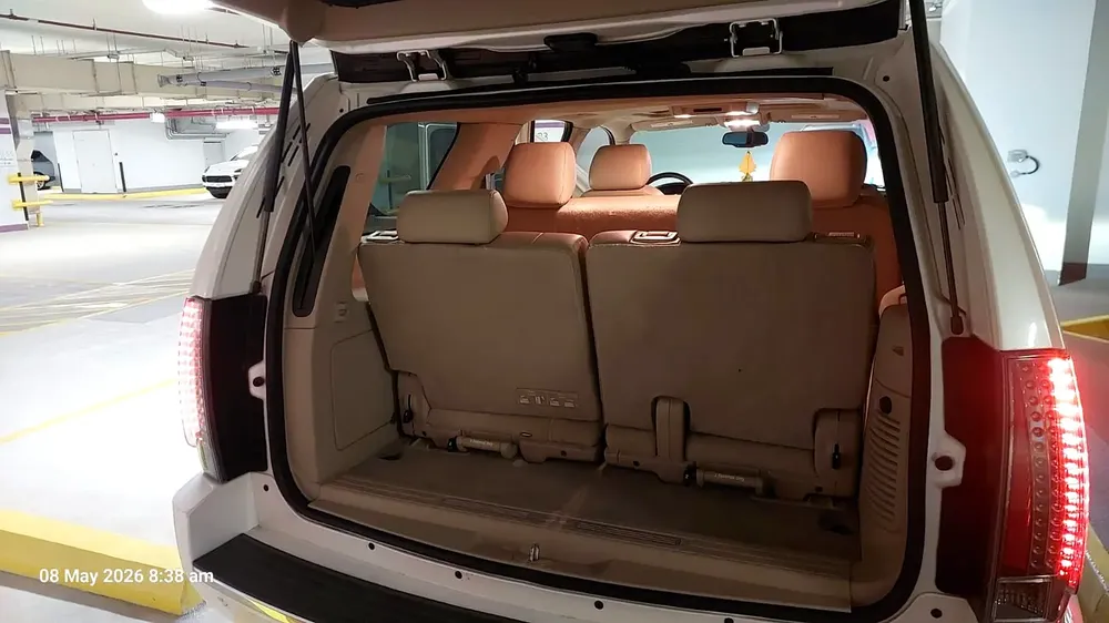 Cadillac Escalled 2013 peâl white for sale - Image 7
