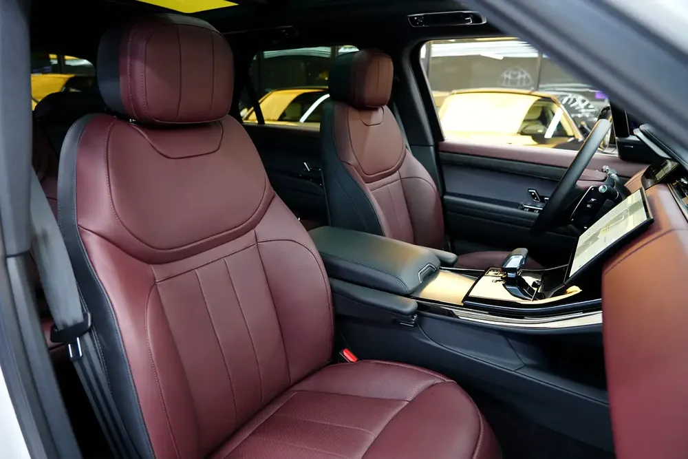 2026 Land Rover Range Rover Sport Dynamic SE | GCC Specs - Image 10