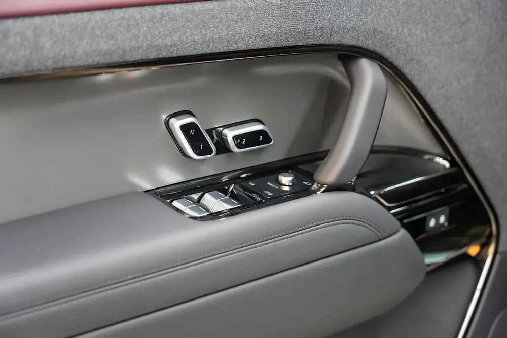 2026 Land Rover Range Rover Sport Dynamic SE | GCC Specs - Image 15