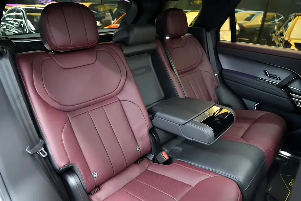 2026 Land Rover Range Rover Sport Dynamic SE | GCC Specs - Image 18