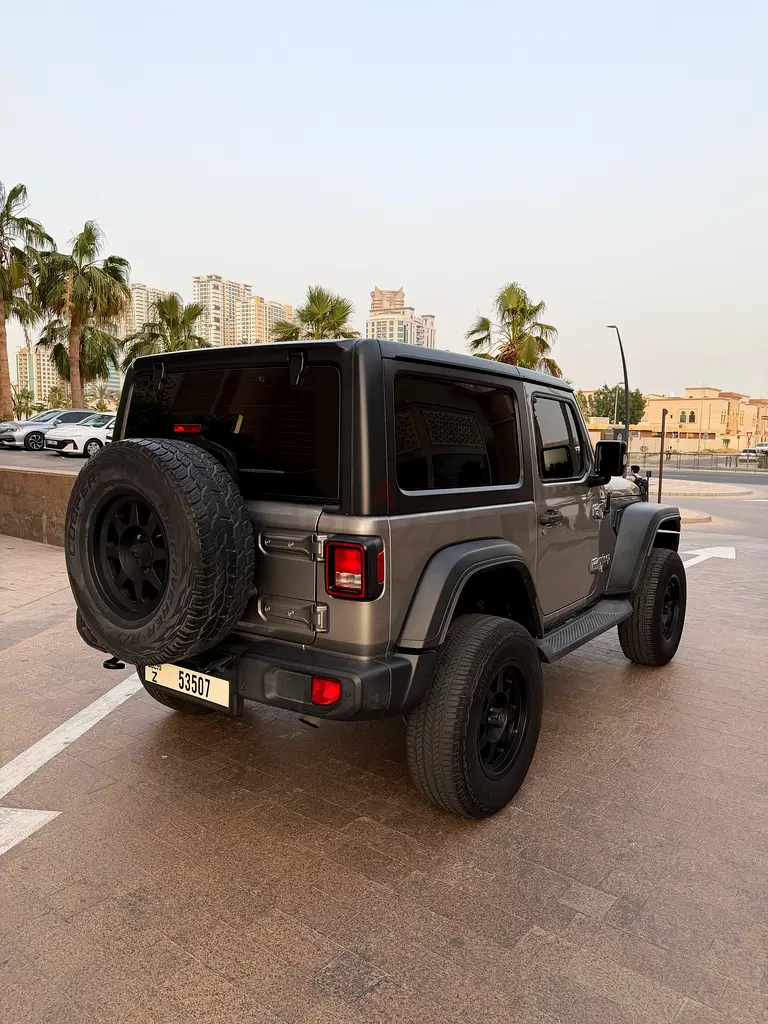 Jeep Wrangler Sport 2018 | GCC Specs | Low Mileage | Excellent Condition - Image 5