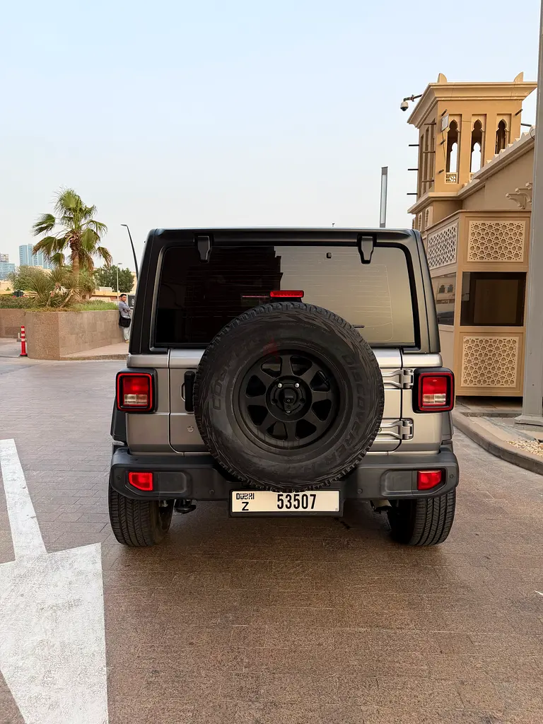 Jeep Wrangler Sport 2018 | GCC Specs | Low Mileage | Excellent Condition - Image 8