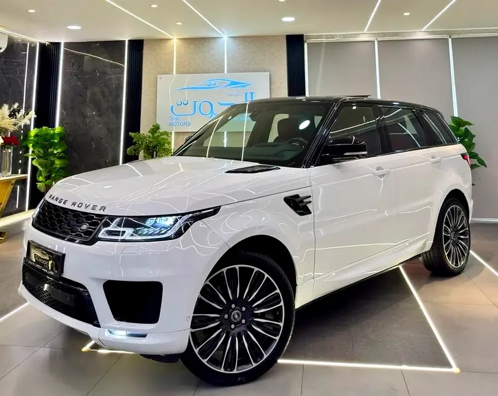 AUTOBIOGRAPHY  RANGE ROVER SPORT V8 || GCC II FULLY LOADED I| PANORAMIC I| SCREENS II LOW MILEAGE - Image 7
