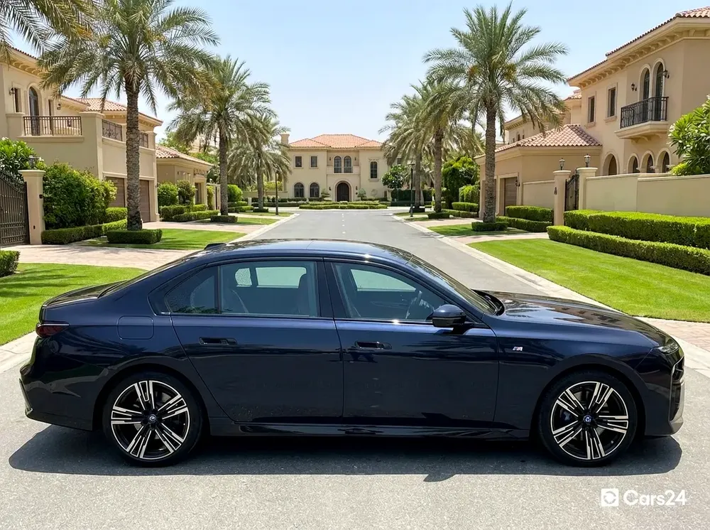 AED 4,745/month | 0 Downpayment | Manufacturer Warranty | 30 Day Return | BMW 735I 2024 - Image 5