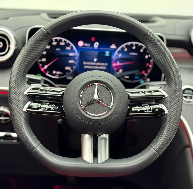 2025 Mercedes-Benz GLC200 AMG 4MATIC Coupe, 2030 Mercedes Warranty, 2029 Mercedes Service Pack, GCC - Image 9