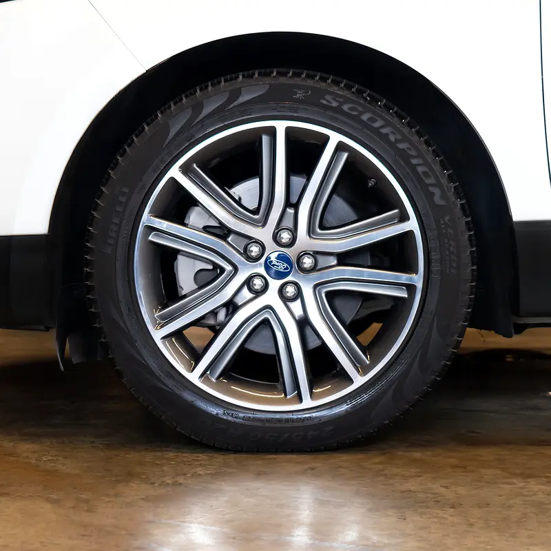 2,299 P.M • 0% Downpayment • Edge Titanium • Agency Warranty - Image 7