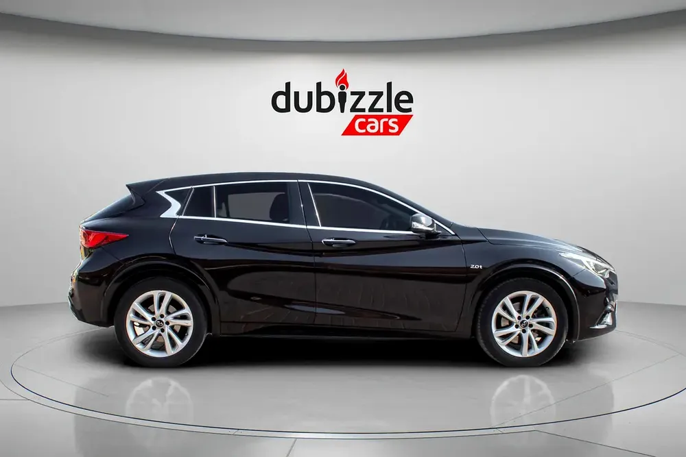 AED 649/month | 2018 Infiniti Q30  | GCC Specs | Ref#411789 - Image 4