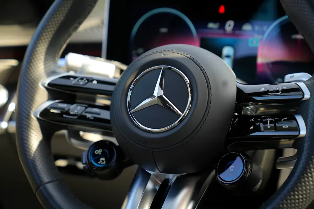 MERCEDES S63 AMG E PERFORMANCE 2024!! JAPANESE SPECS!! LOW MILEAGE - Image 10