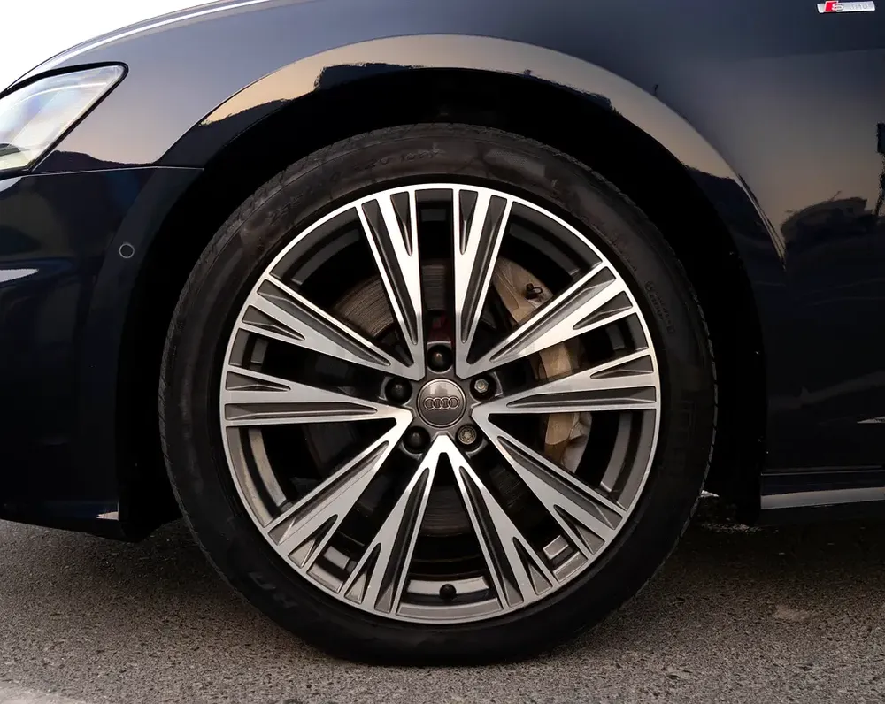 Audi A6 55 TFSI Quattro 2019 GCC Specs - Image 5