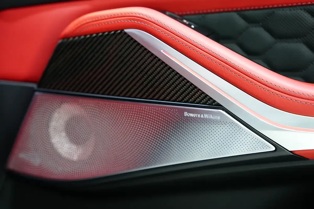 2025 BMW X5M Competition, Shadowline Package, Carbon Interior, Latest Facelift, Dealer Warr + Serv!! - Image 13