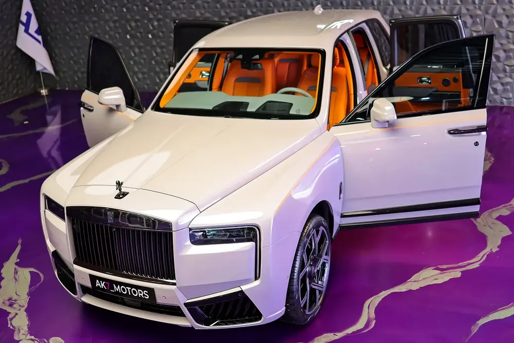 Rolls-Royce Cullinan Black Badge 2019 - GCC/Other Specs - Image 15