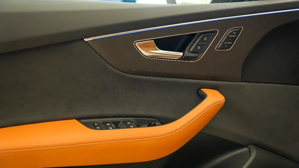 Audi RSQ8 TFSI Quattro - 4.0L V8 - 2025 - Image 13