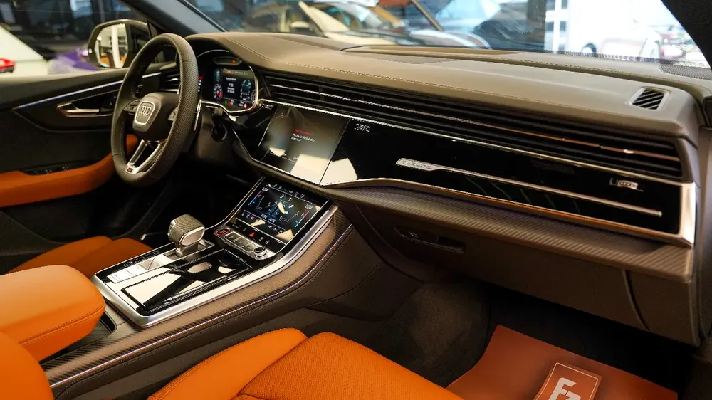 Audi RSQ8 TFSI Quattro - 4.0L V8 - 2025 - Image 6