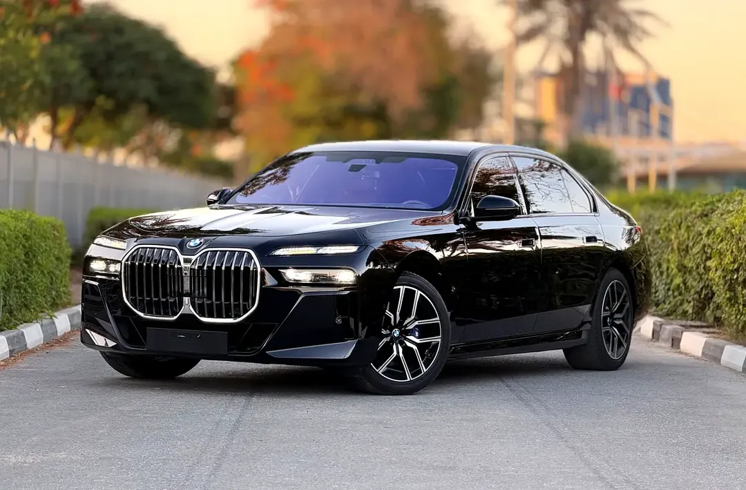 Pristine 2023 BMW 735i | GCC Specs | Warranty & Service Package With warranty and service
