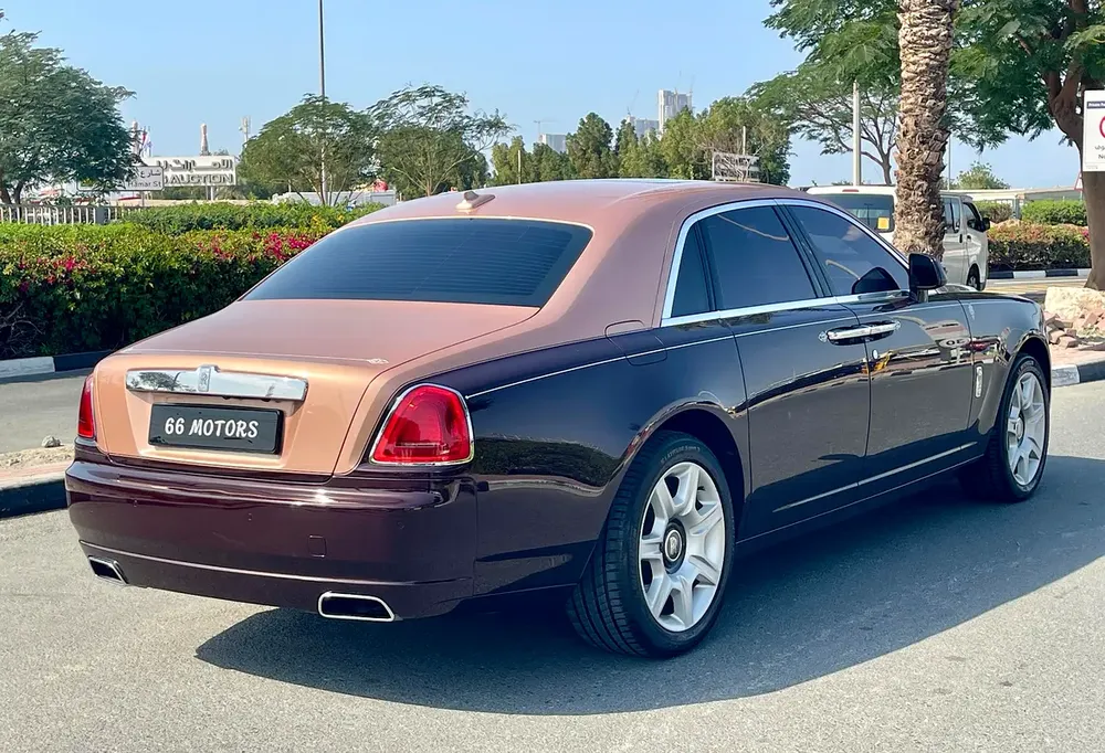 2014  Rolls Royce Ghost Dual Tone in GCC Specification - Image 5