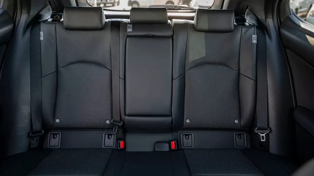 LEXUS UX 250 | 2-YEAR WARRANTY + SERVICE INCLUDED | IN-HOUSE FINANCING | 0% DOWNPAYMENT (BANK) - Image 19