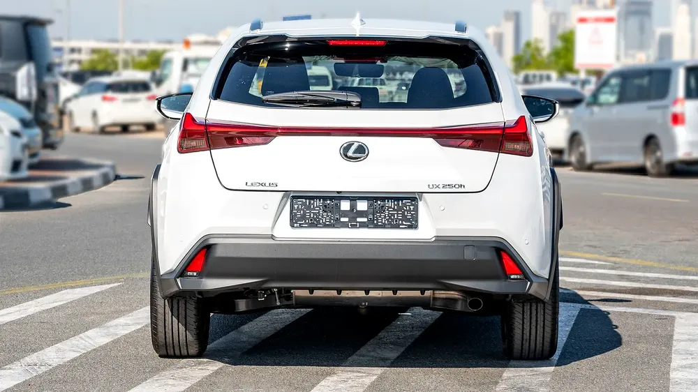 LEXUS UX 250 | 2-YEAR WARRANTY + SERVICE INCLUDED | IN-HOUSE FINANCING | 0% DOWNPAYMENT (BANK) - Image 6