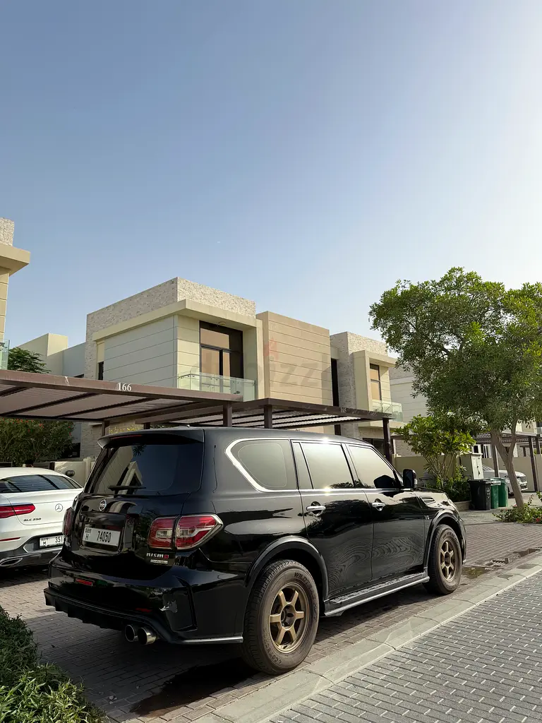 Nissan Patrol full option, moving country - Image 5