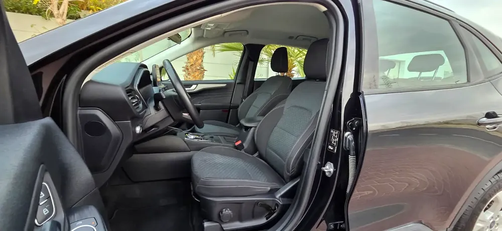Ford Escape Trend -2022-Excellent Condition-Full Service History-Bank Finance Available - Image 11