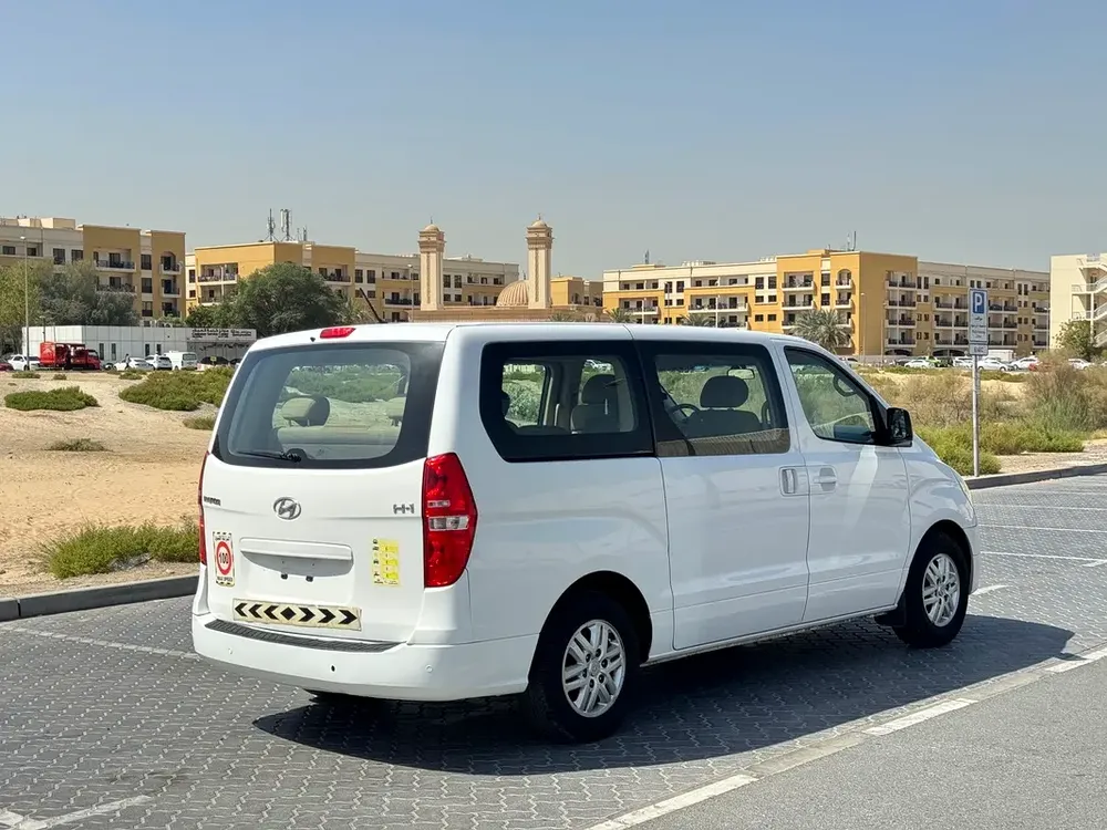 HYUNDAI H1 2018 GL 12 SETAR GOOD CONDITION VAN - Image 13