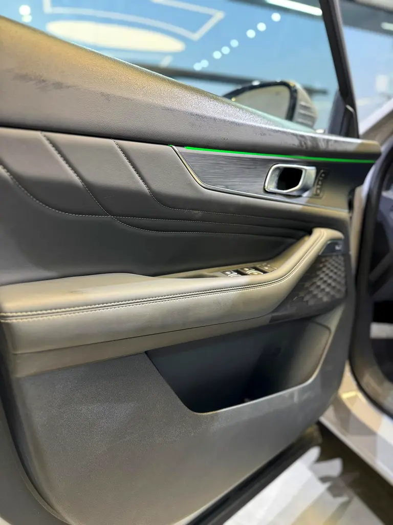 2023 CHANGAN UNI K  PLATINUM WITH 360 DEGREE CAMERA/FULLY LOADED BRAND NEW ZERO KM - Image 11