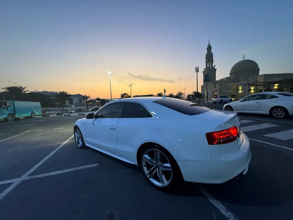 Audi S5 2011 4.2 FSI Quattro GCC Specs - Image 4