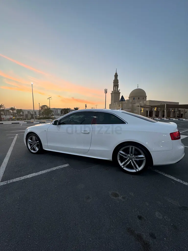 Audi S5 2011 4.2 FSI Quattro GCC Specs - Image 9